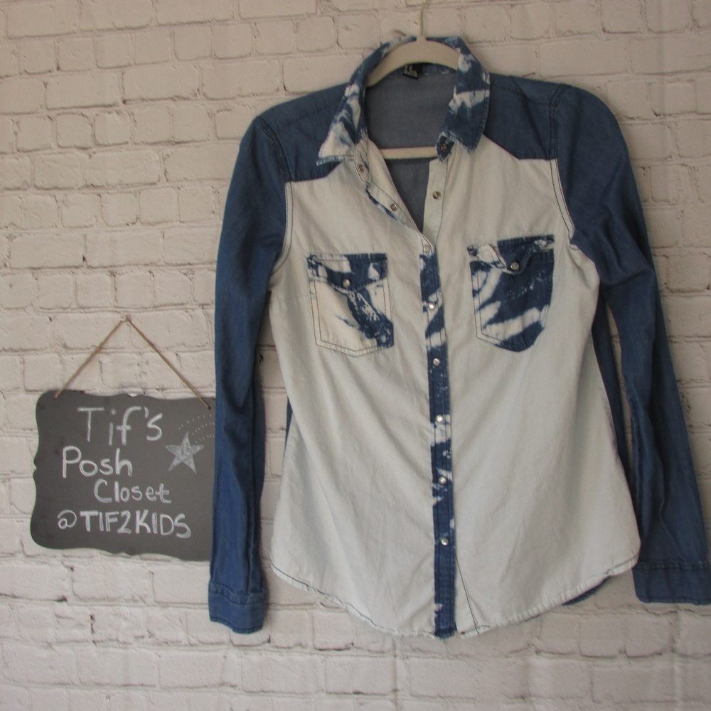 Forever 21 Acid Wash Button Up Sz Med E68